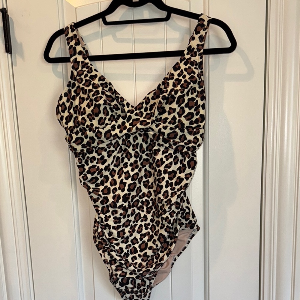 Kona Sol Leopard Print One-Piece Swimsuit - Cream, Brown, Black